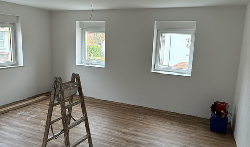 Geisfeld: Brand new 3-room apartment after complete renovation.