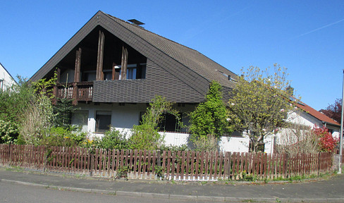 Detached single-family house near the EVK (presumably a local institution or company), located in a quiet, central cul-de-sac.