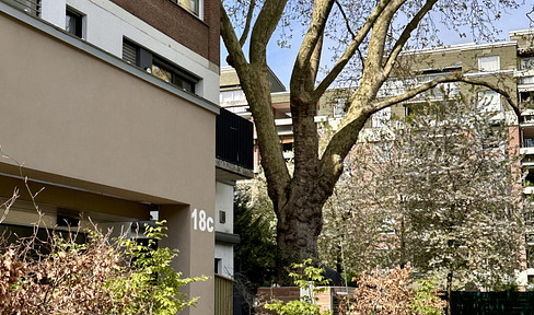 Lichtdurchflutete und ruhige 4 Zi-Whg. in Köln-Niehl