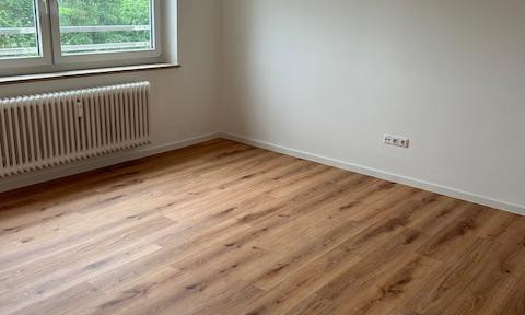 Sanierte 2.5 Zimmer Wohnung mit Balkon im Zentrum von Weiden