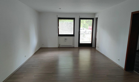 2 Zimmer Wohnung mit Balkon & Stellplatz