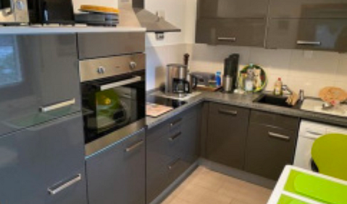 2 Zimmer Wohnung mit Balkon & Stellplatz