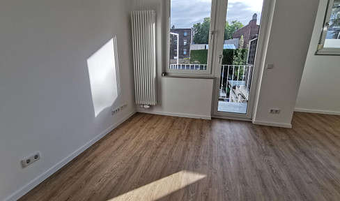 Appartement neu zentral günstig zur Uni und Innenstadt mit kleinem Balkon