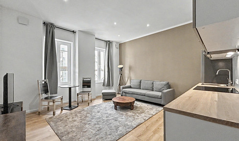 Exklusiv möbliert im Kunibertsviertel: kernsaniertes City-Apartment nahe Dom und Rhein