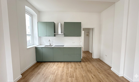 Erstbezug mit Fußbodenheizung // Altbau trifft Neubau // Begehrte Lage