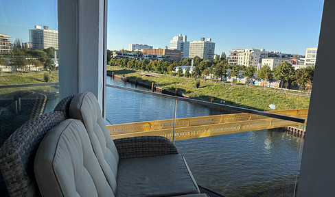 2-room apartment in Berlin-Mitte with a charming view.