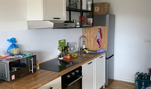 Kapitalanlage mit 4,7% Rendite: Renovierte 1,5-Zi. + EBK + TG-Stellplatz