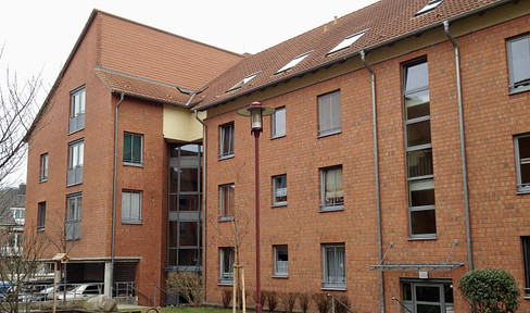 2‑Zimmer‑ETW von 1996 – Bahnhofsnähe & in wenigen Minuten per Rad in der Rostocker City