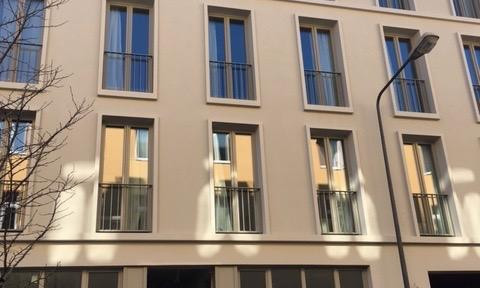 Prime Location in the City Center - Exclusive 1-bedroom apartment, furnished with a built-in kitchen.