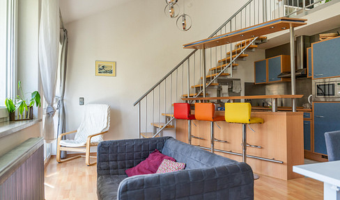 Sehr helle 2,5-Zimmer Galeriewohnung in ruhiger Wohngegend im Stadtsüden