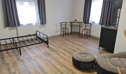 Room rental / Accommodation for tradespeople (shared accommodation).