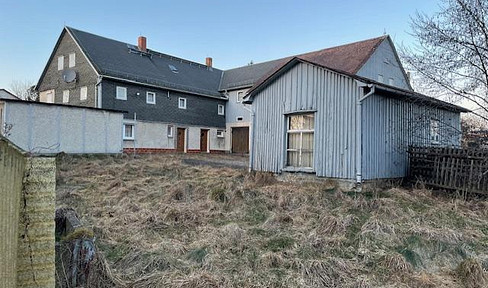 Großharthau, near Dresden - a large house and property in a beautiful location.