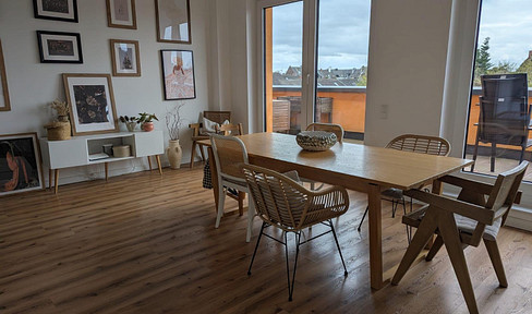 Prinzencarre Krefeld - Modern 4-room apartment - South-facing terrace & underground parking & elevator.