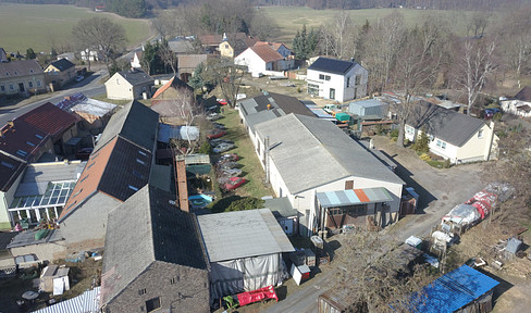 Unique opportunity to acquire a special commercial property, suitable for a workshop, storage facility, etc.