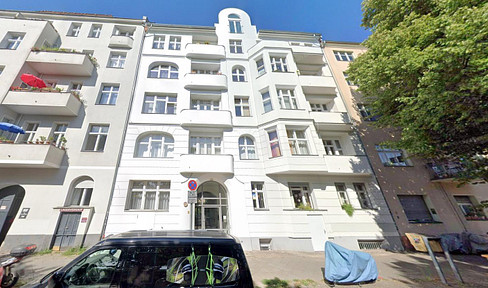 Compact 1-bedroom apartment in Kreuzberg.