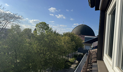 Attractive apartment in a duplex building – City location near the Kuppelkirche [dome church], offering a high quality of life; for sale by owner.