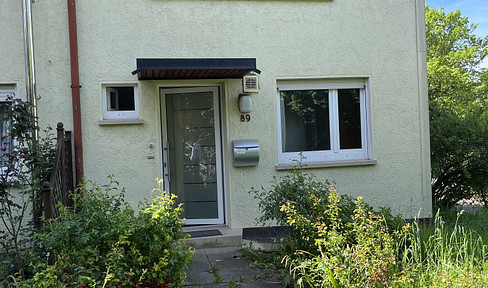 Terraced house in Esslingen (Zollberg).