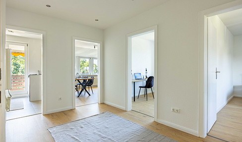 Brand new after renovation! Three-room apartment with a balcony, located near the Mühlenviertel district.