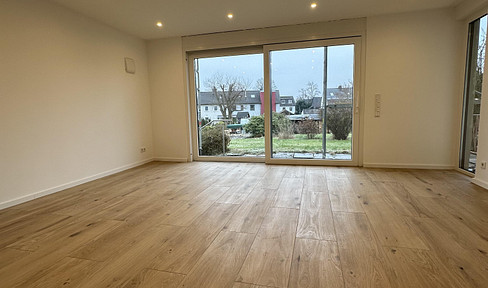 Completely renovated dream apartment with a beautiful garden and a spacious terrace.