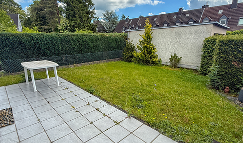 Apartment with garden, in a quiet location.