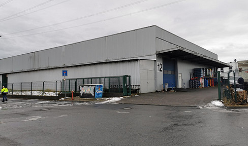 Warehouse located directly on the A3 motorway, Cologne direction.