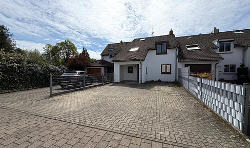 Schönes, modernes Reihenhaus inkl. Garten * in Kenzingen