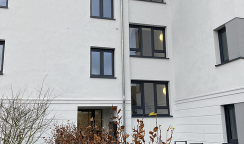 Helle 2-Zimmer Wohnung mit Balkon/Renditeobjekt