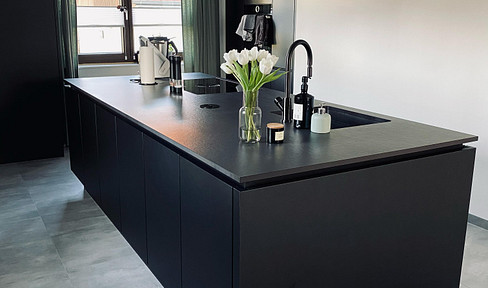 Detached house with a double garage in Hirschaid.