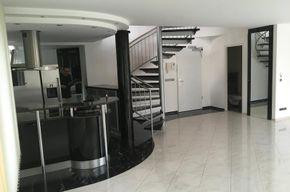 Penthouse - Living near the Zoo - NO AGENTS!