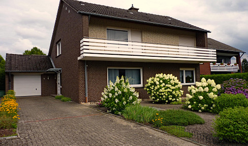 Large detached house in a quiet location.