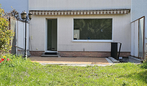 Modernly renovated terraced house with a garden in Wiesbaden-Southeast.