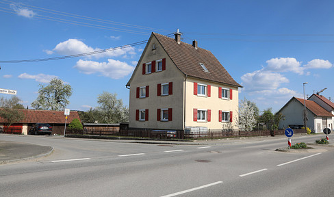 Plenty of space, both inside the house and in the garden.