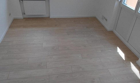 BAD BRÜCKENAU-CENTER-2 ROOM APARTMENT-2ND FLOOR-GOOD AND QUIET LOCATION-FIRST OCCUPANCY AFTER RENOVATION-NEAR LUDWIGSTRASSE.