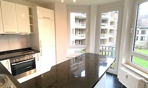 Charming 2-room apartment with fitted kitchen in Düsseldorf-Niederkassel, 40547.