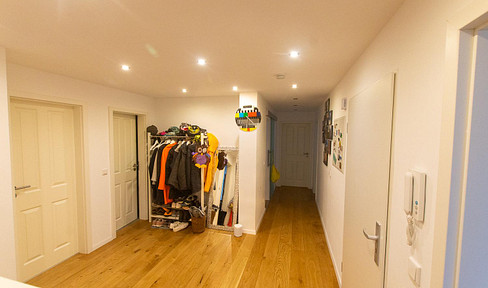 4-room apartment with balconies and a garden in Obergiesing.