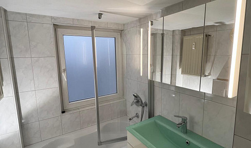 City center, 2-room attic apartment, renovated, cozy, bright, with garage.