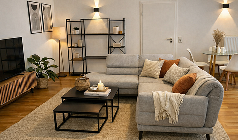 Stylish, fully furnished apartment with a balcony, in a central location.