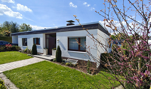 Modern 5.5-room detached house, located in a quiet area of Alte Lieth.