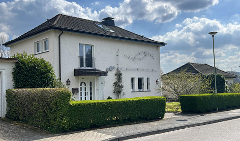 Representative single-family home in the university district of Hagen.