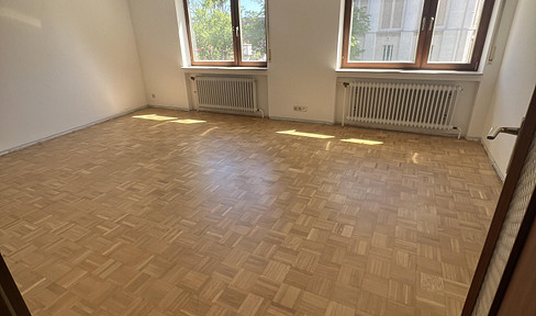 Renovated 2-room apartment in Karlsruhe.