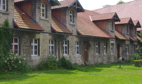 Modern mit historischem Flair und viel Platz für Familien