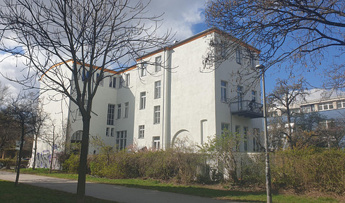 Partially commercial apartment with representative office and practice spaces in Kreuzberg, near Hallesches Tor.