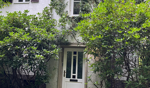 Dornröschenschloss oder doch eher ein Familien-Zuhause?