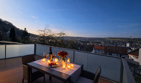 Renovated house in a prime location – 30 m² balcony, 19 m² terrace, and building permit.