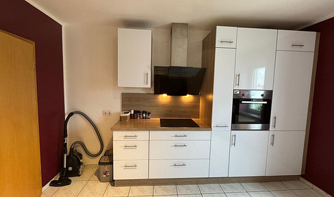 Spacious 3-room apartment for rent, conveniently located in the Bochum-Linden area.