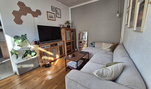 Beautiful 2-room apartment, just a 2-minute walk from the Schierstein harbor.