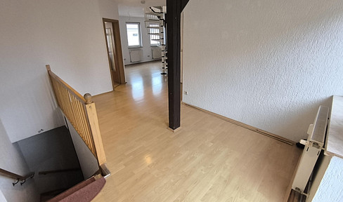 4-Zimmer Maisonettewohnung mit Terasse