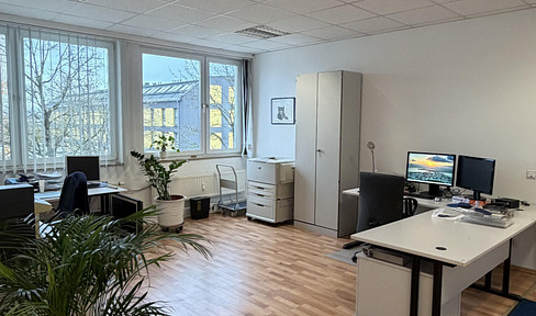 Modern, spacious office spaces available in Unterhaching.