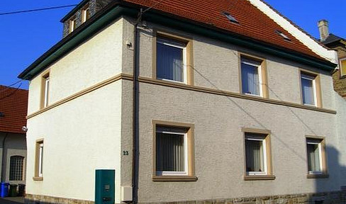 Apartment for rent: 8 rooms - ideal for both living and working.