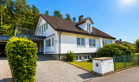 Großzügiges Einfamilienhaus mit viel Platz und Entwicklungspotenzial in ruhiger Lage